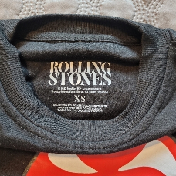 THE Rolling Stones Women's Graphic Sweatshirt Black Spiked Tongue - Picture 5 of 6